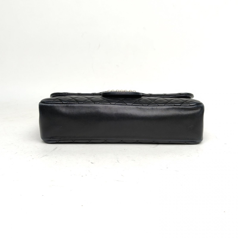 CHANEL CF季節款口蓋包珍珠鏈條包黑色羊皮16開金扣-3