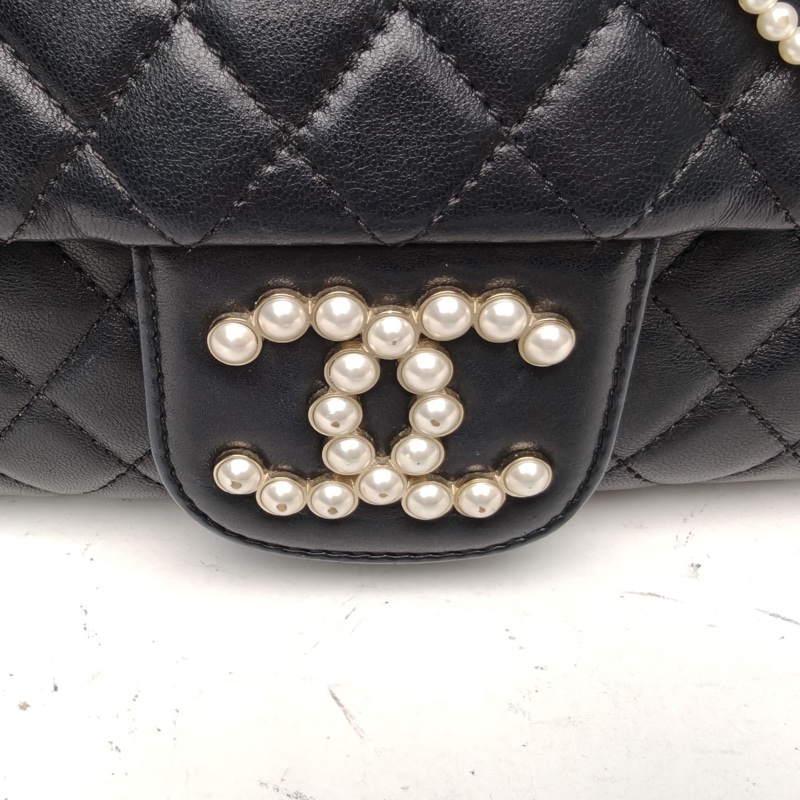 CHANEL CF季節款口蓋包珍珠鏈條包黑色羊皮16開金扣-4