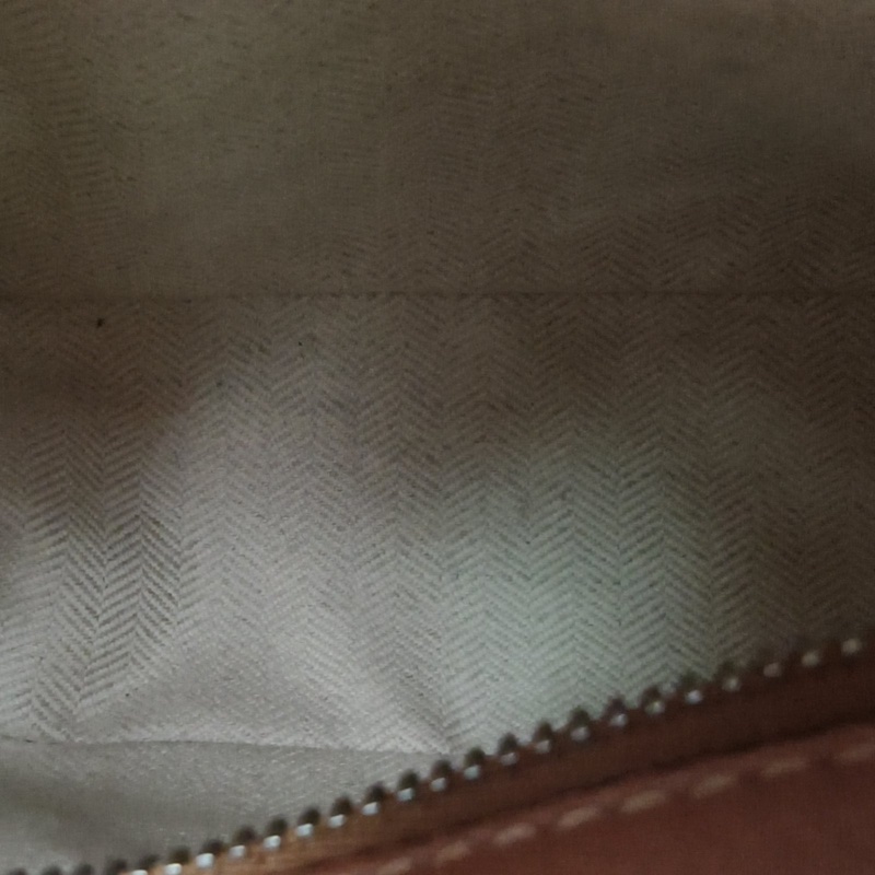 LOEWE Puzzle18幾何包迷你MINI焦糖色牛皮-4