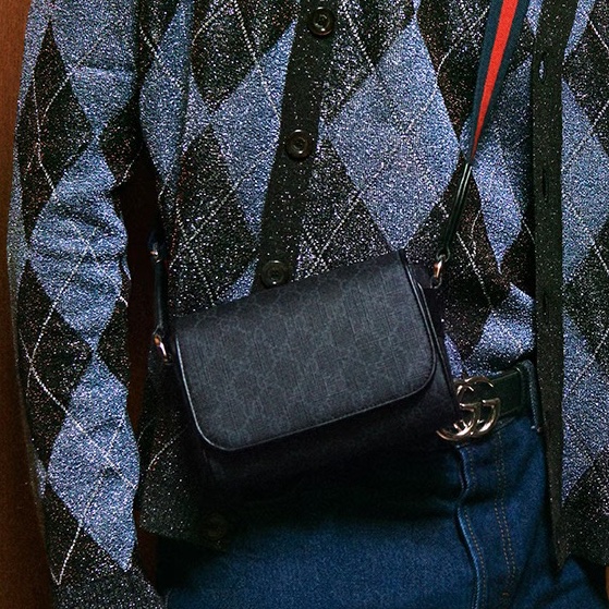 GUCCI黑super mini斜背包791741-0