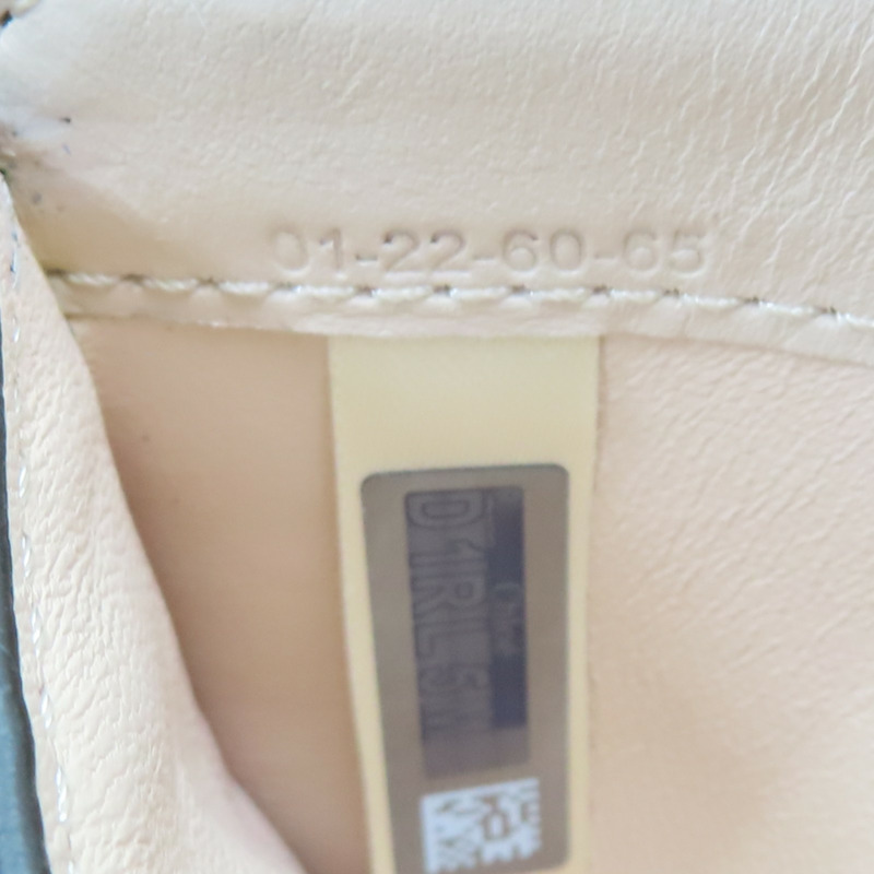 米色 牛皮 Alphabet 拉鍊短夾【Chloe 克羅伊】 CHC22SP716G396J5-7