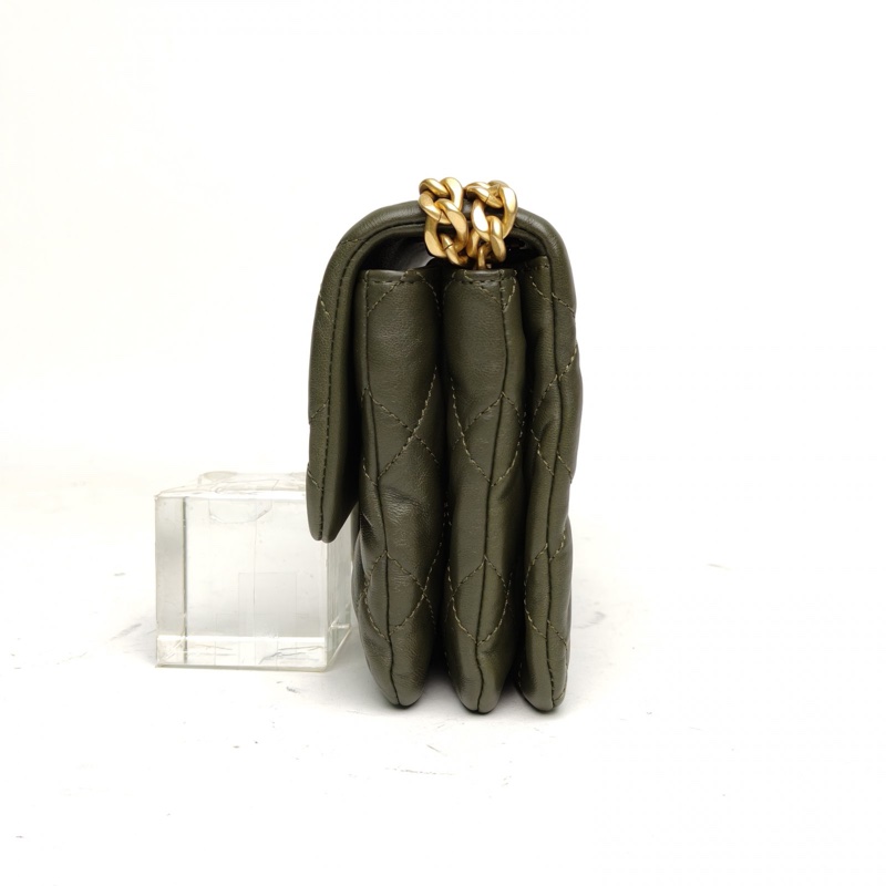 CHANEL 22K口蓋風琴包綠色羊皮晶片金扣金柱調節扣鏈條-1