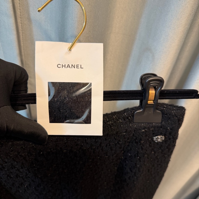 Chanel classic tweed skirt-3