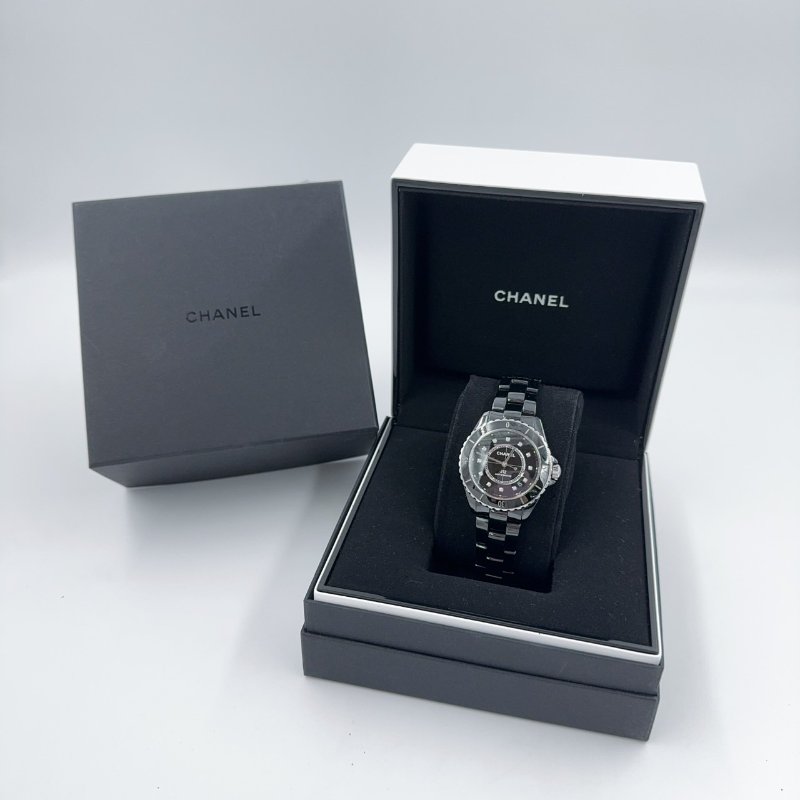 CHANEL 黑色12點鑽J12 Caliber 12.1 機芯腕錶38 毫米-0