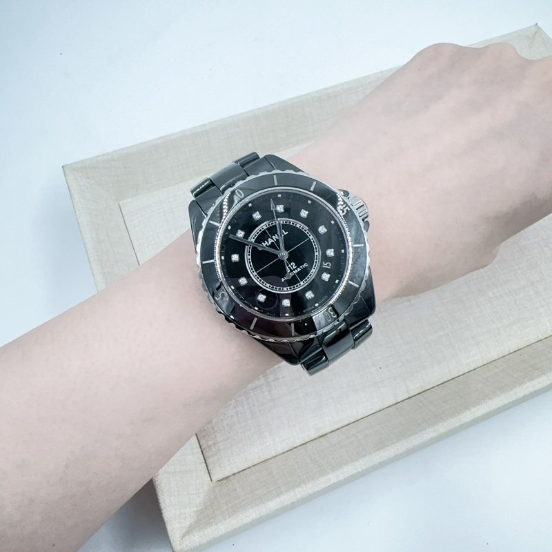 CHANEL 黑色12點鑽J12 Caliber 12.1 機芯腕錶38 毫米-4