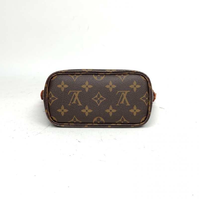 LOUIS VUITTON NeverfullBB24配子袋老花PVC金扣晶片-3