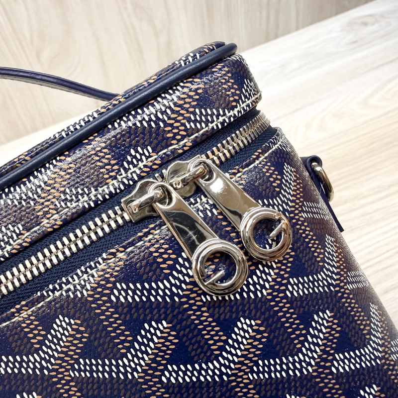 Goyard海軍藍MUSE MINI VANITY化妝包-10