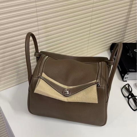 愛馬仕HERMES Lindy30 大象灰銀扣 TC皮 2017 A刻