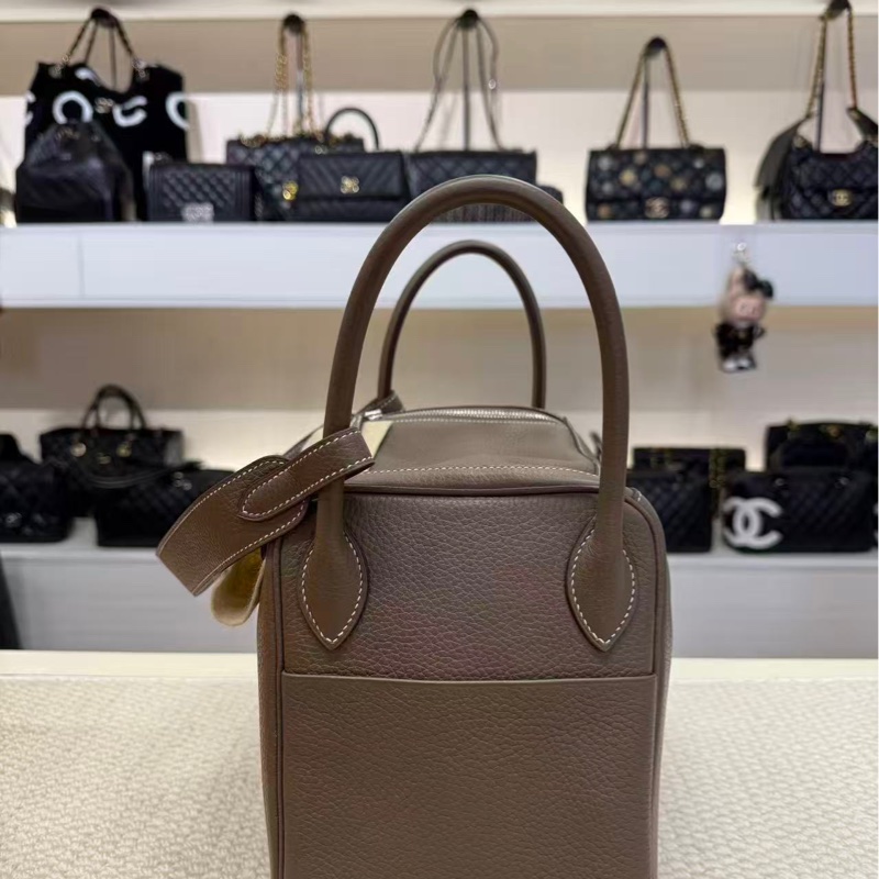 愛馬仕HERMES Lindy30 大象灰銀扣 TC皮 2017 A刻-8