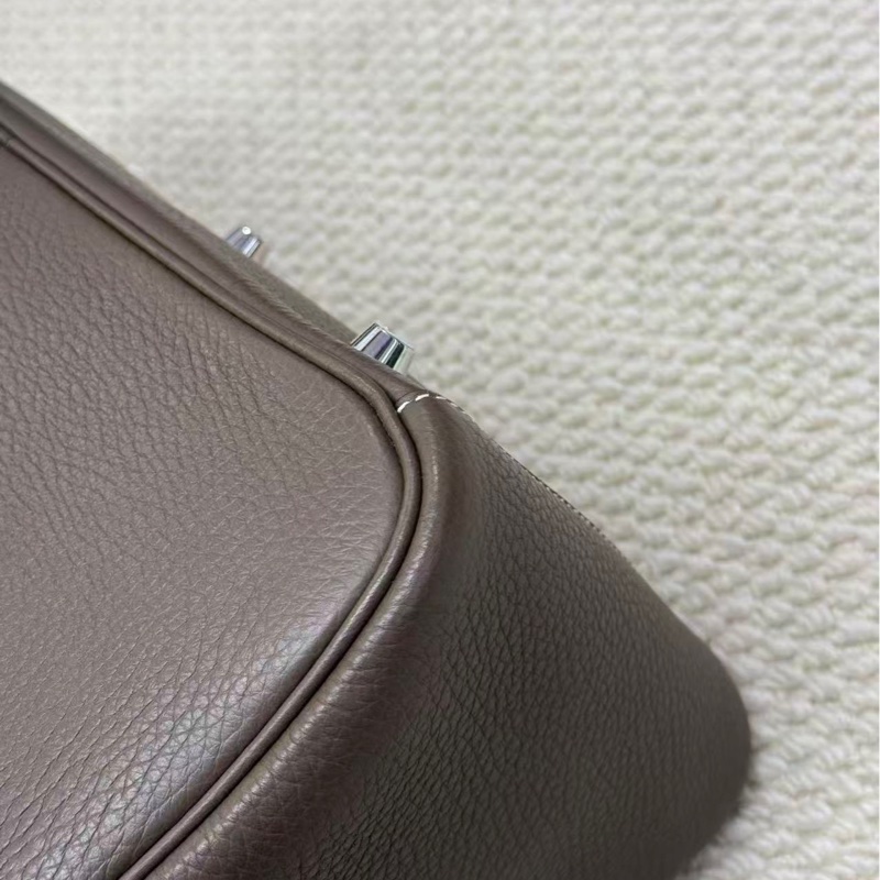 愛馬仕HERMES Lindy30 大象灰銀扣 TC皮 2017 A刻-11