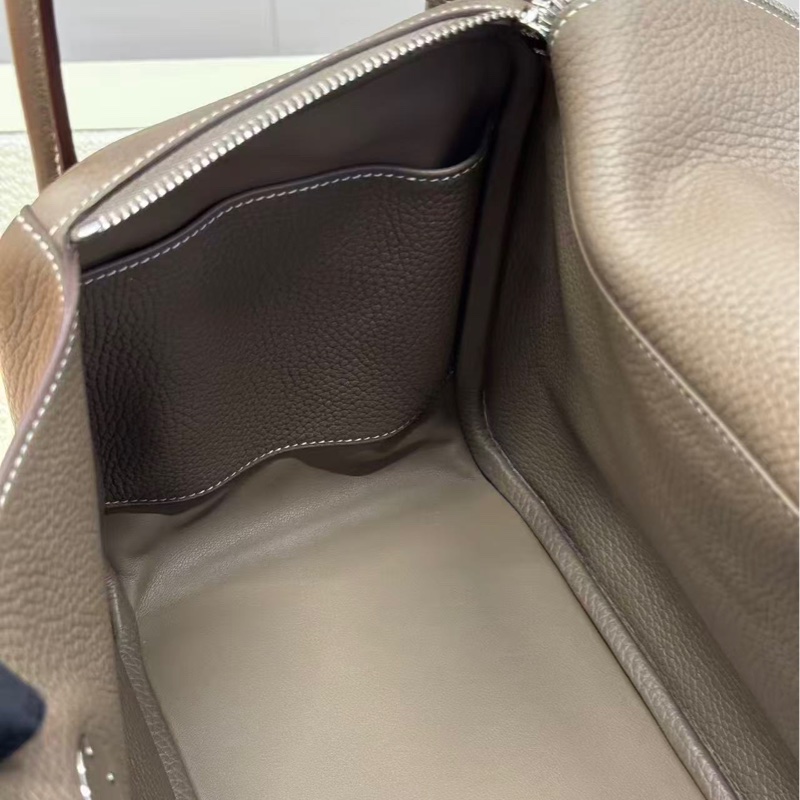 愛馬仕HERMES Lindy30 大象灰銀扣 TC皮 2017 A刻-16