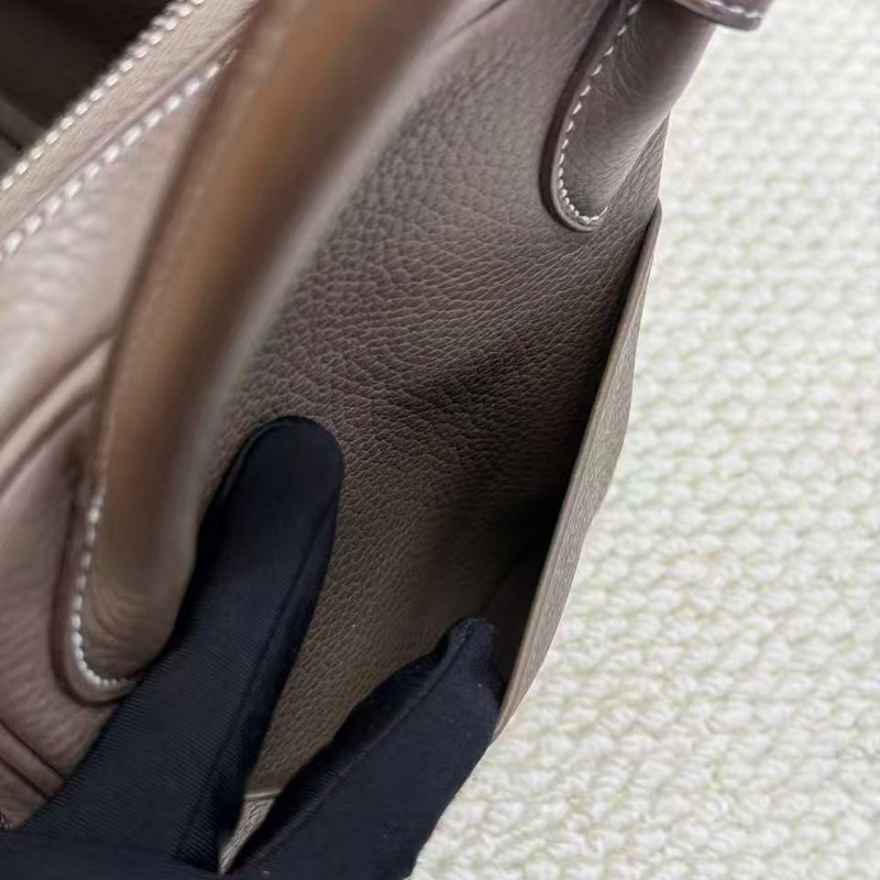 愛馬仕HERMES Lindy30 大象灰銀扣 TC皮 2017 A刻-17