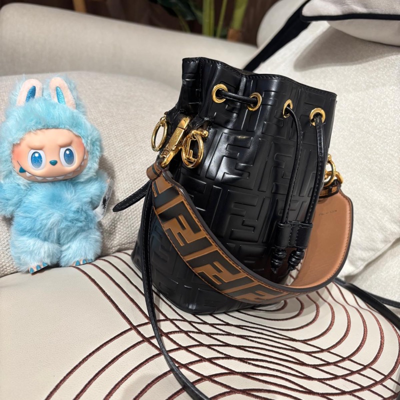 Fendi 2Way bucket bag-2