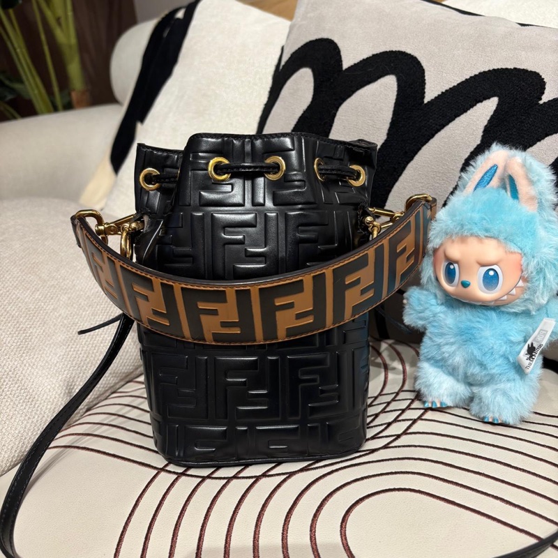 Fendi 2Way bucket bag-7