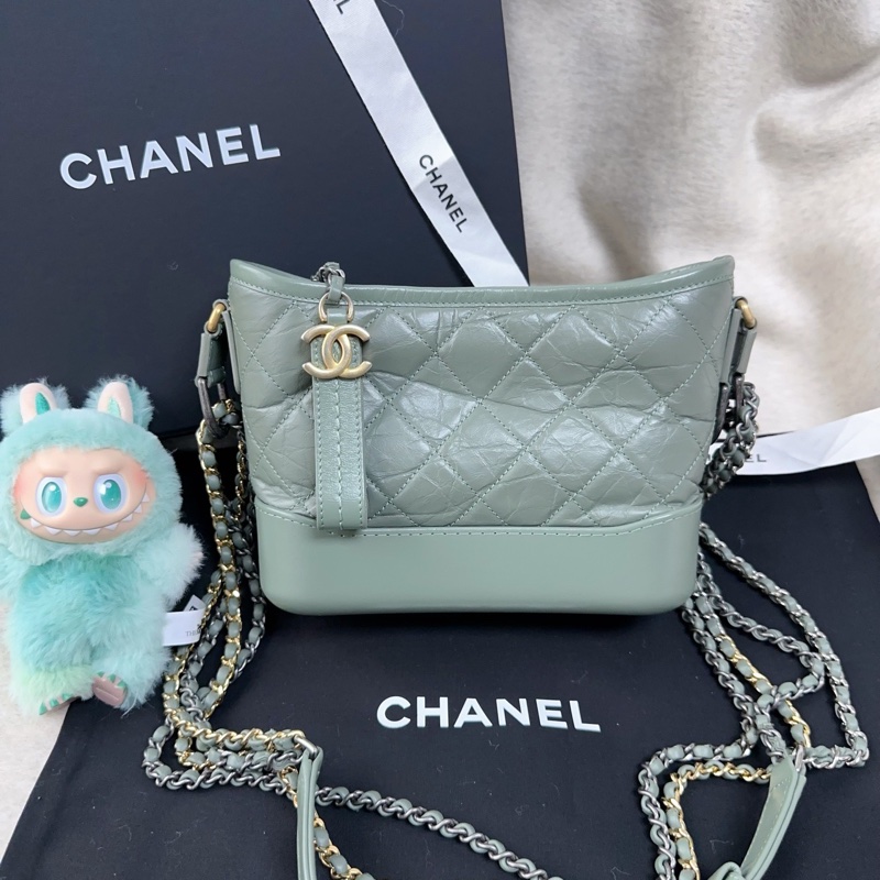 香奈兒 Chanel 流浪包 小號 綠色 莫蘭迪綠 金扣 手提 單肩 斜挎 保卡24開 帶卡 尺寸：15 × 20 × 8 cm-2