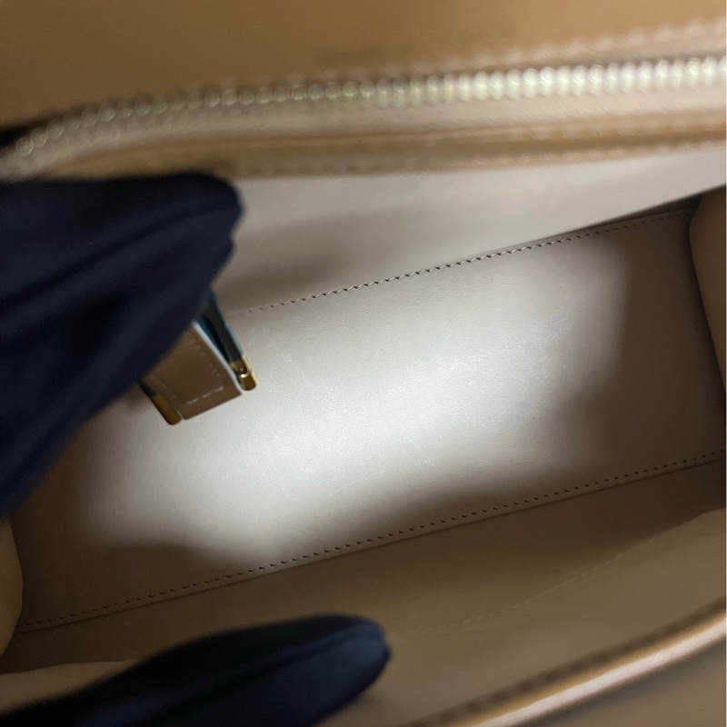 Delvaux small Tempete 小號 金棕白邊-17