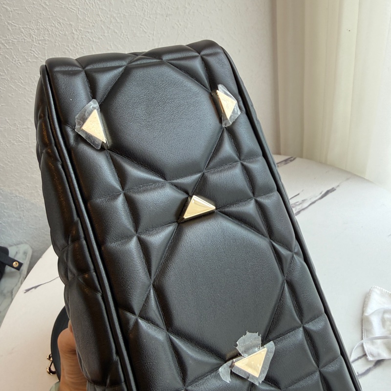 Dior黛妃手提斜背包 超貴氣-13