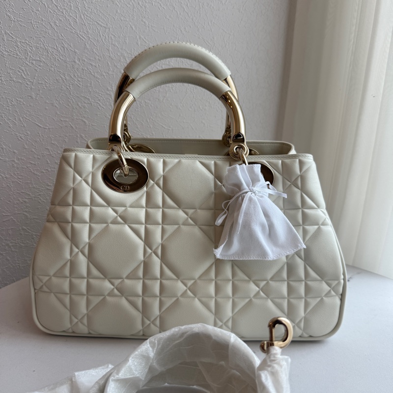 Dior 手提兩用包 好好看❤️❤️❤️-0