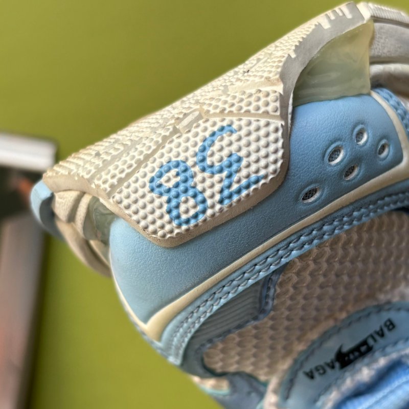 38號 ::Balenciaga:: Women's Runner Mesh & Nylon Light Blue 藍白拚色球鞋 休閒鞋-25