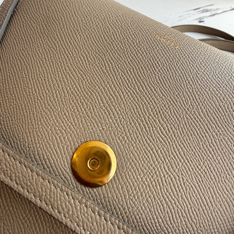 Celine 小鯰魚包 斜背包-8