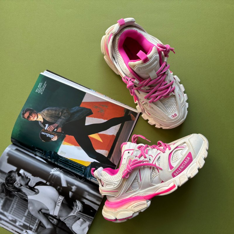 38號 ::Balenciaga:: Women's Runner Mesh & Nylon Light Blue 老爹鞋 粉白拚色球鞋 休閒鞋-0