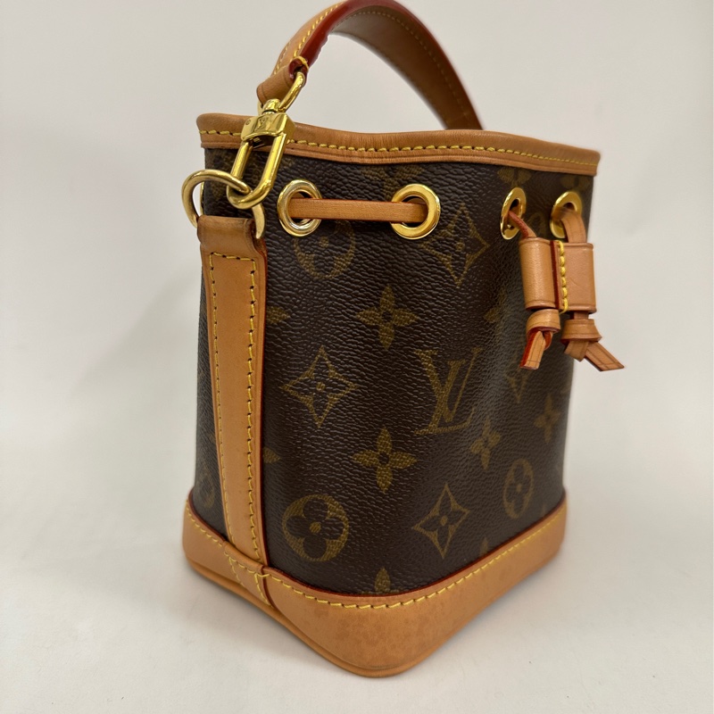 Lv 原花nano noe 手提斜背小水桶包M81266-2