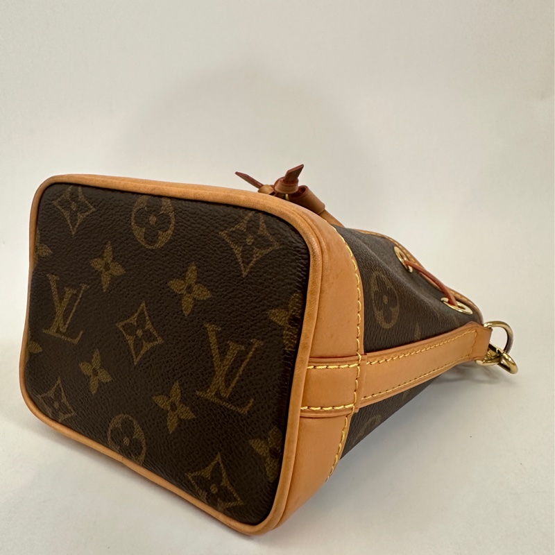 Lv 原花nano noe 手提斜背小水桶包M81266-7