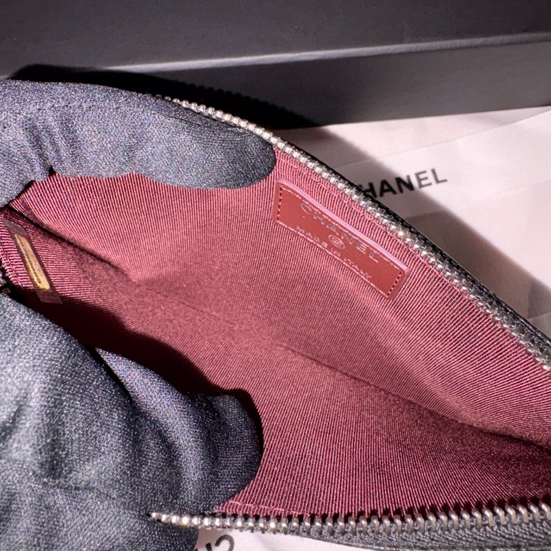 現貨 Chanel黑銀荔枝皮扁夾-14