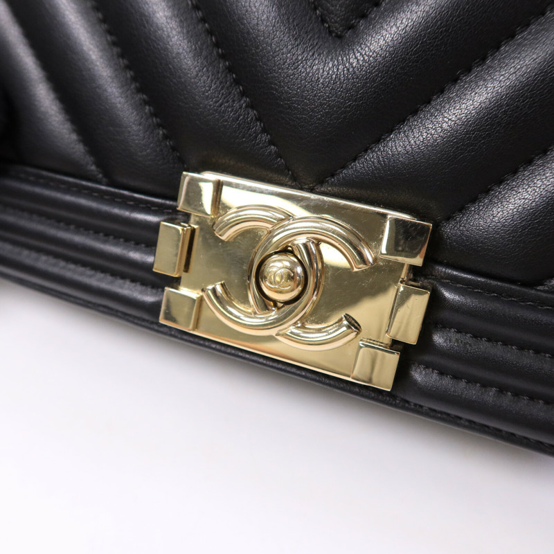 CHANEL 羊皮皮革Boy 25鏈帶肩背袋-6