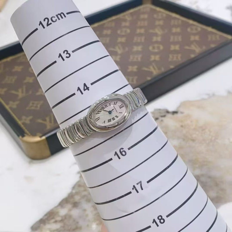 卡地亞迷你浴缸18k白金石英女表-4