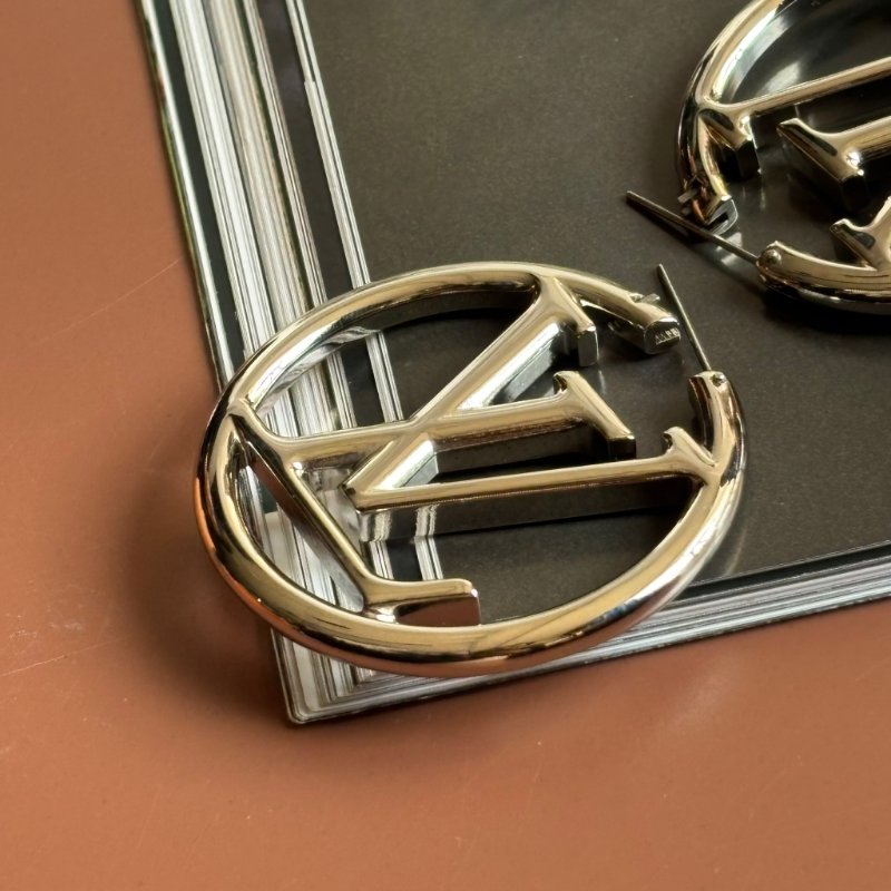 ::Louis Vuitton:: M80134 Louise Hoop Earrings LV Logo 銀色字母圓圈耳環-9