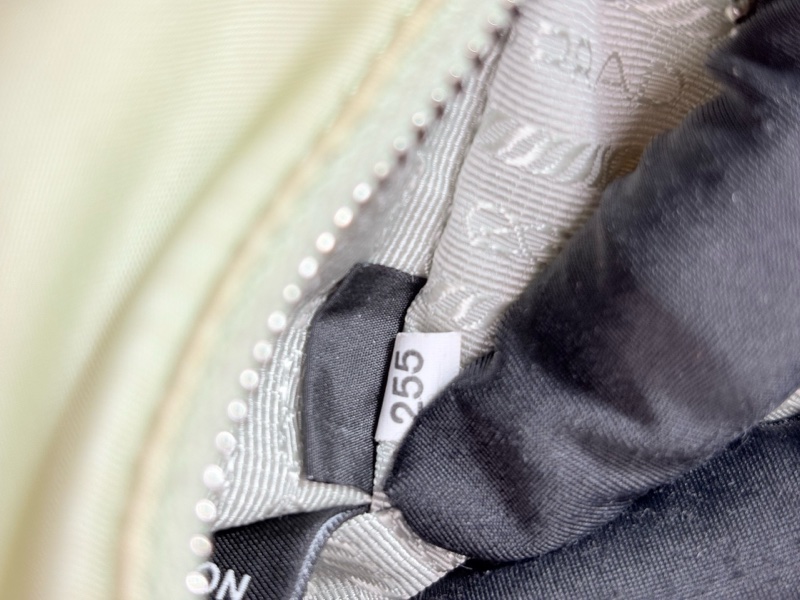 PRADA普拉達HOBO三合一腋下包 斜挎包-7