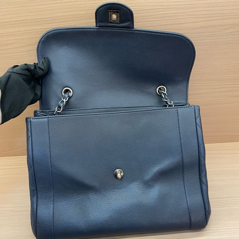 NO:C93 Chanel 郵差包 藍灰荔枝皮 中號 2015年 20開 手提單肩鏈條包 有塵袋 無卡無盒子 尺寸底長30*高25*寬14*-10