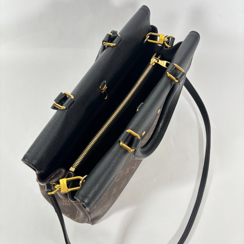 LV老花拼色手提斜背包-4