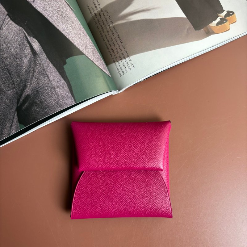 ::HERMES:: D刻桃紅色牛皮 BASTIA釦式零錢包-1