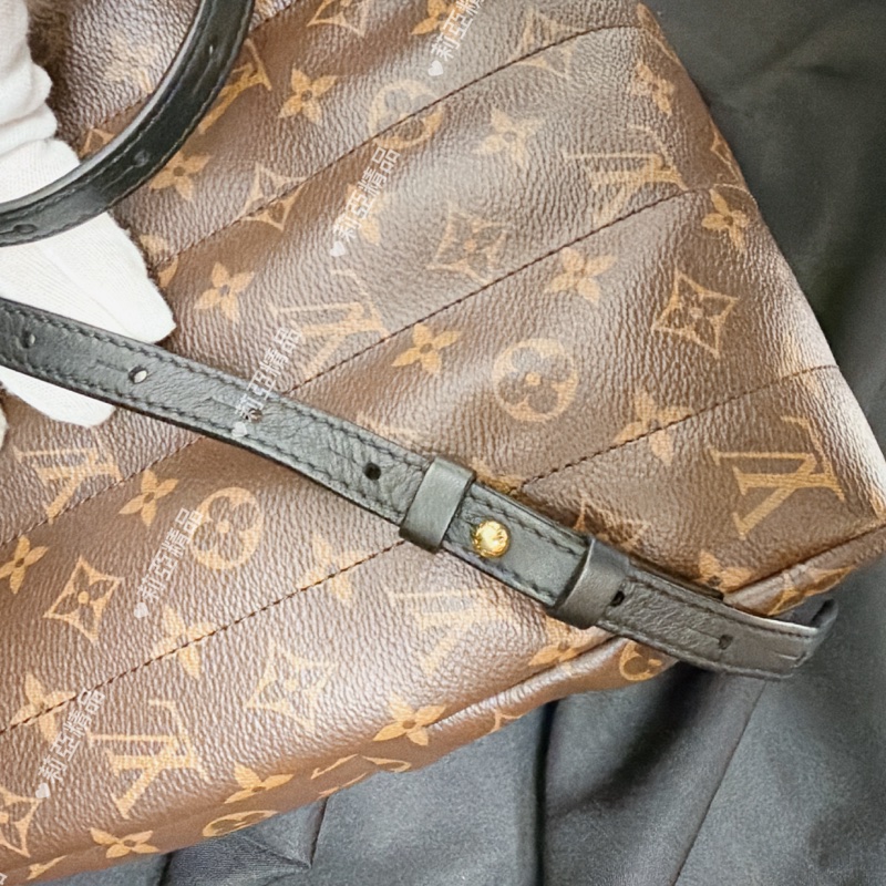 莉亞精品♡LV MM 老花經典後背包 二手美包-13