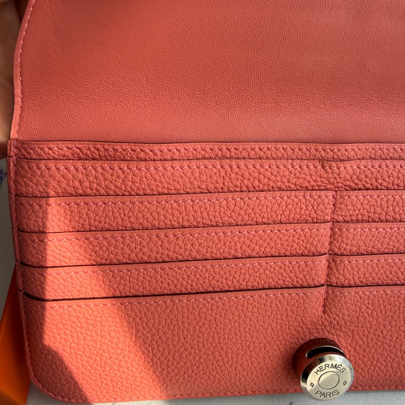 Hermes 珊瑚粉長夾❤️🩷-9