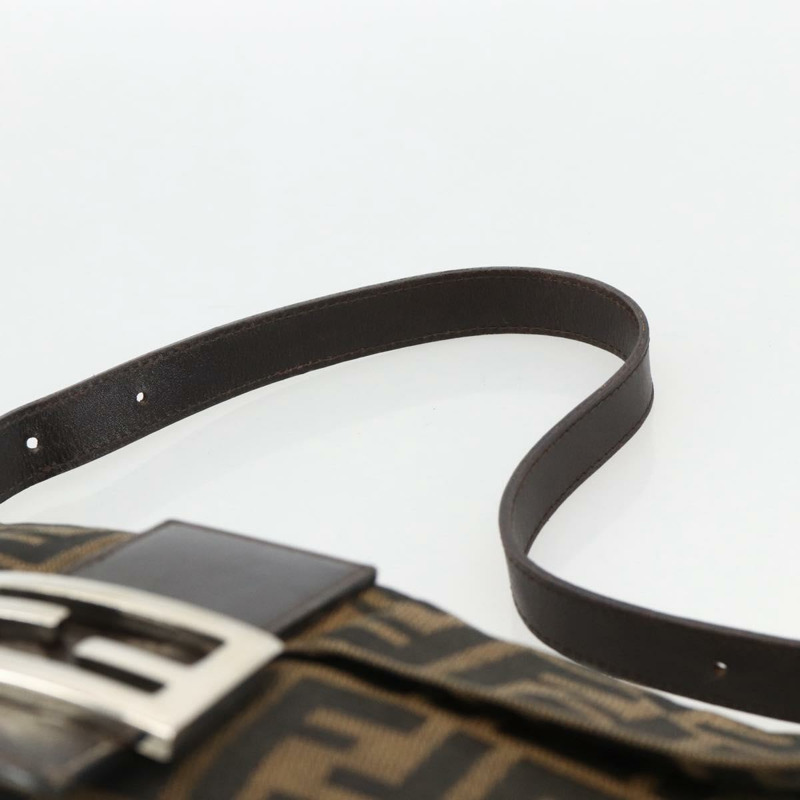 【日本直送】FENDI Zucca帆布Mamma Baguette單肩包 棕色/黑色 正品 YKZ1097SAV-7