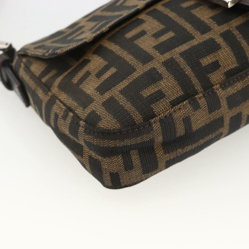 【日本直送】FENDI Zucca帆布Mamma Baguette單肩包 棕色/黑色 正品 YKZ1097SAV-14