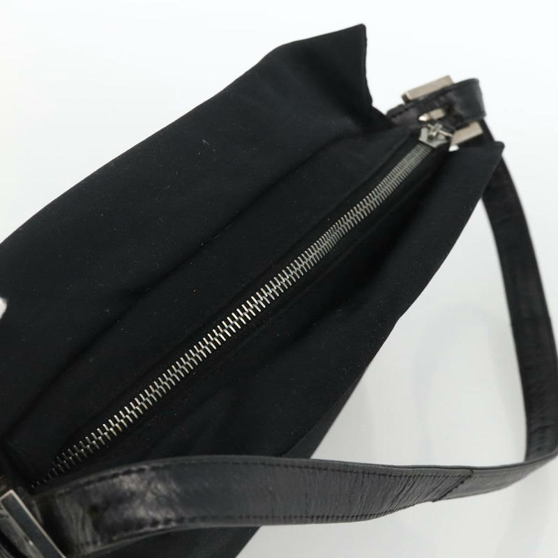 【日本直送】FENDI Mamma Baguette 單肩包，黑色銀色針織布料，正品 am11275A-5