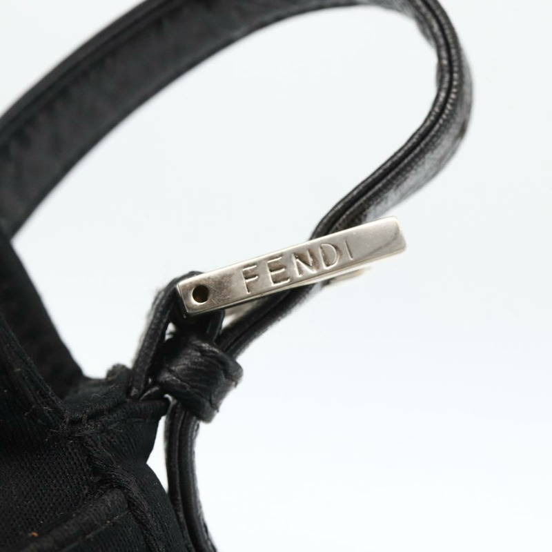 【日本直送】FENDI Mamma Baguette 單肩包，黑色銀色針織布料，正品 am11275A-8