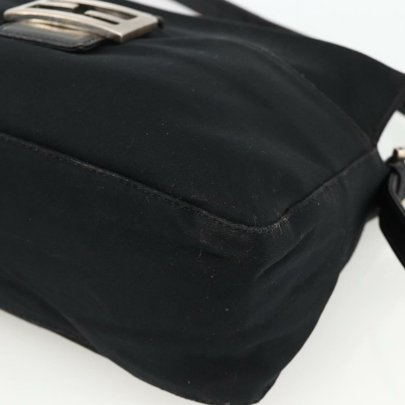 【日本直送】FENDI Mamma Baguette 單肩包，黑色銀色針織布料，正品 am11275A-13