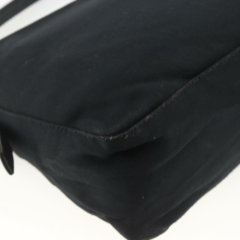 【日本直送】FENDI Mamma Baguette 單肩包，黑色銀色針織布料，正品 am11275A-16