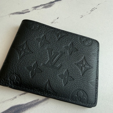 lv黑色壓紋短夾🩷🖤🤍