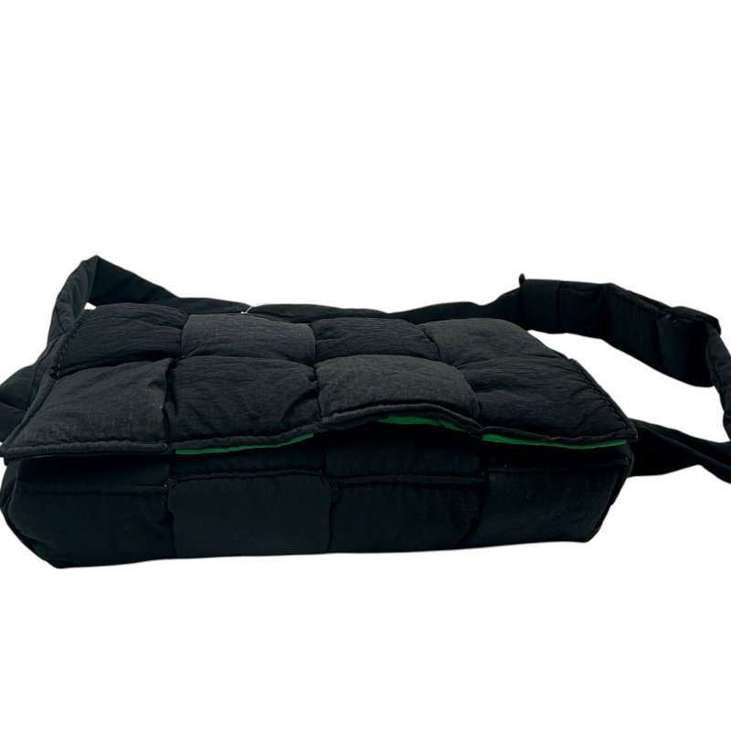 【美收精品】BOTTEGA VENETA 黑色肩背包 C-341【隔月月中將轉賣至日本 上架期限30天】-4