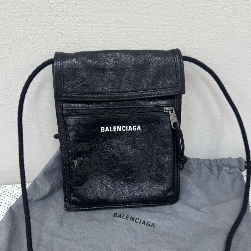 Balenciaga手機斜背包-1