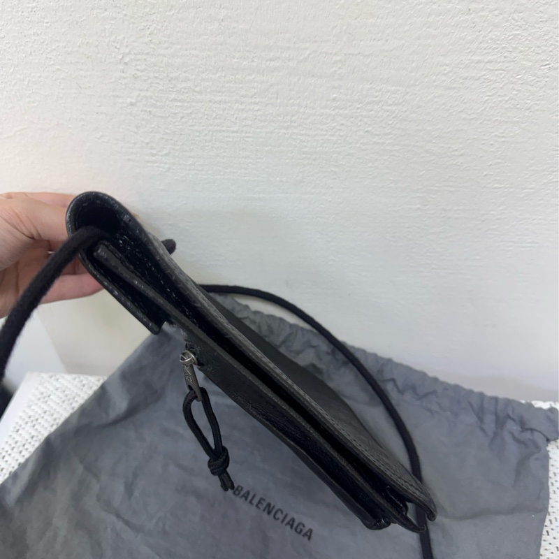 Balenciaga手機斜背包-6