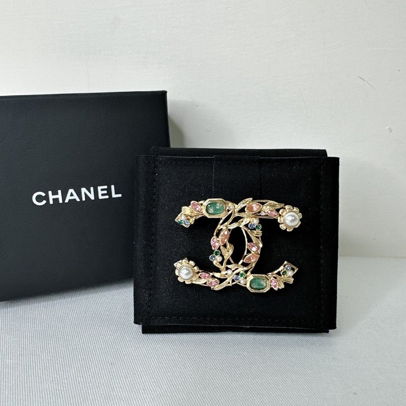 CHANEL 全新22K彩寶花葉胸針-1