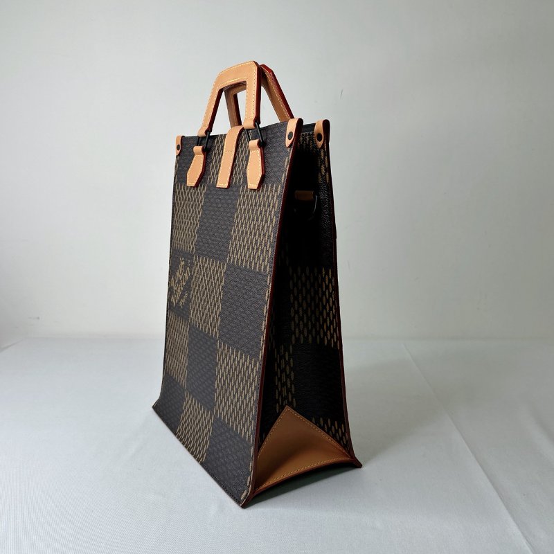 LV Nigo Giant Damier聯名托特包-4