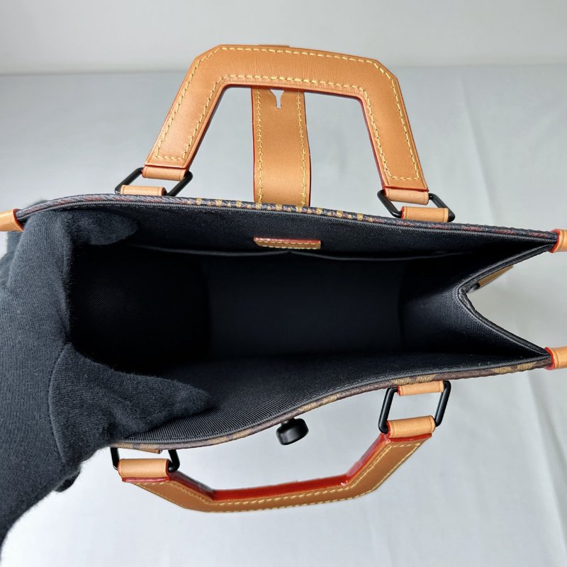 LV Nigo Giant Damier聯名托特包-6